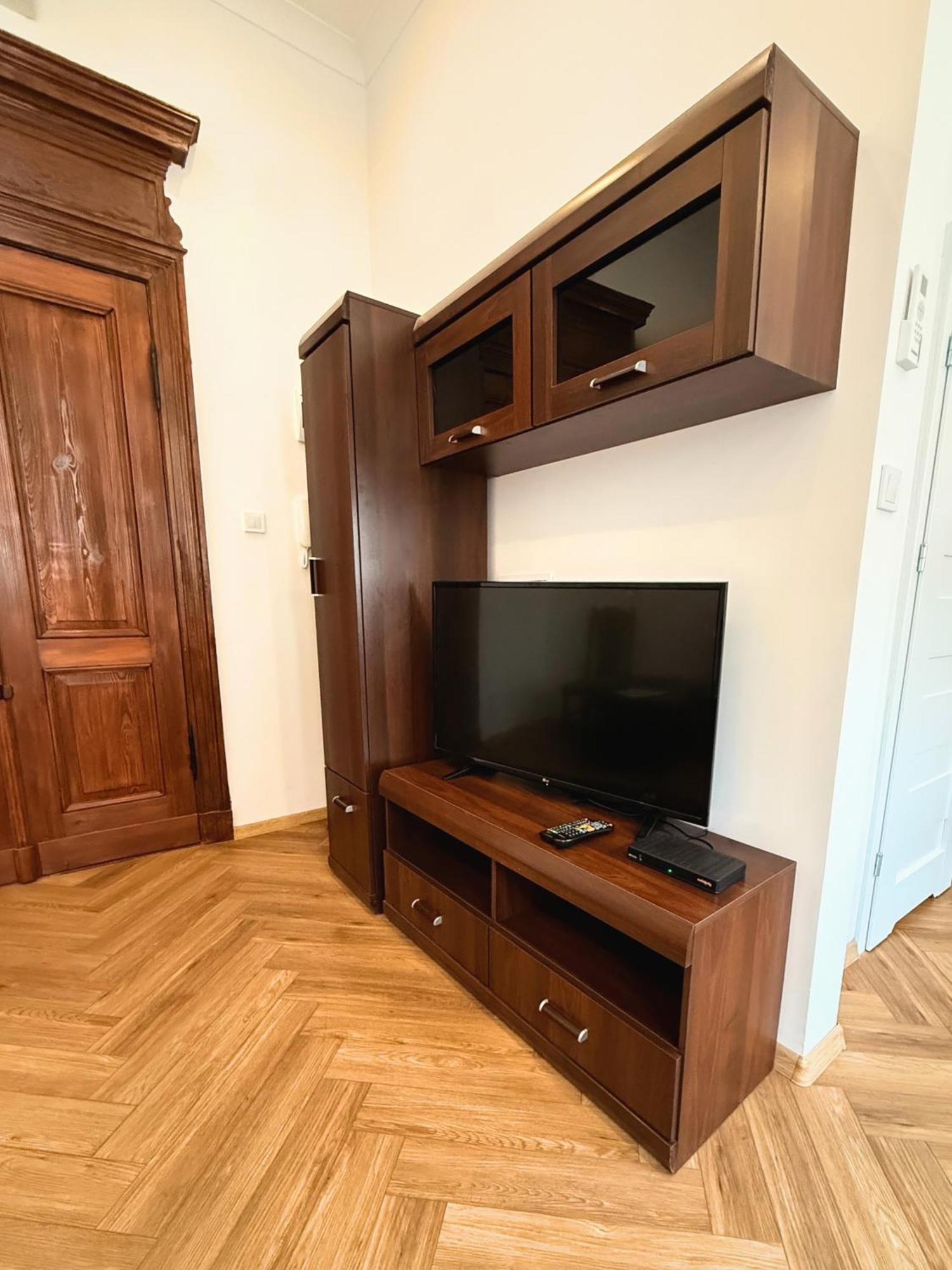 Apartament Szczytna Retro Z Klimatyzacja Thorn Exterior foto